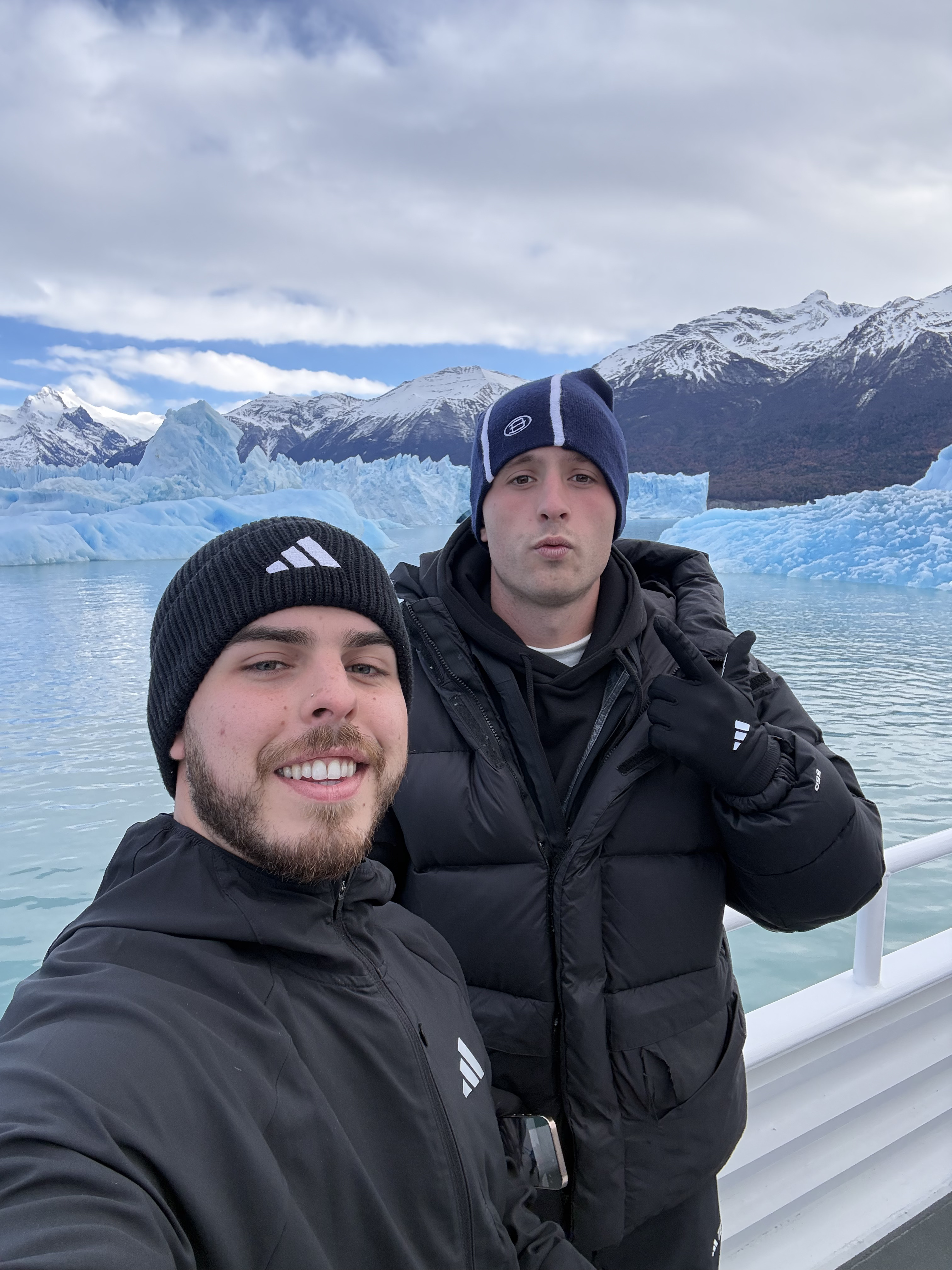 Argentina en 30 Días — Mateo Guasconi y Andrés Lozano